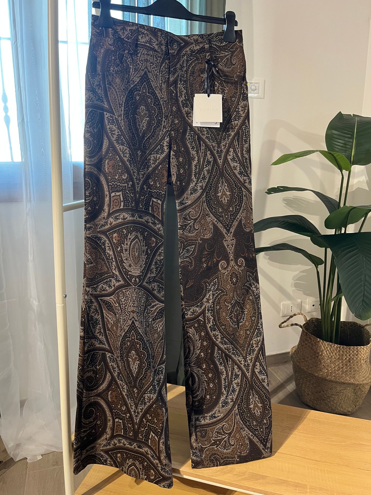 Pantaloni jeans Lumina