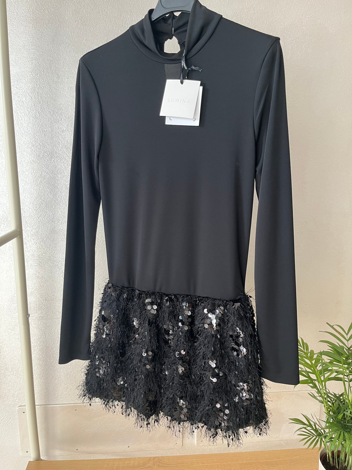 Abito dettaglio paillettes Lumina