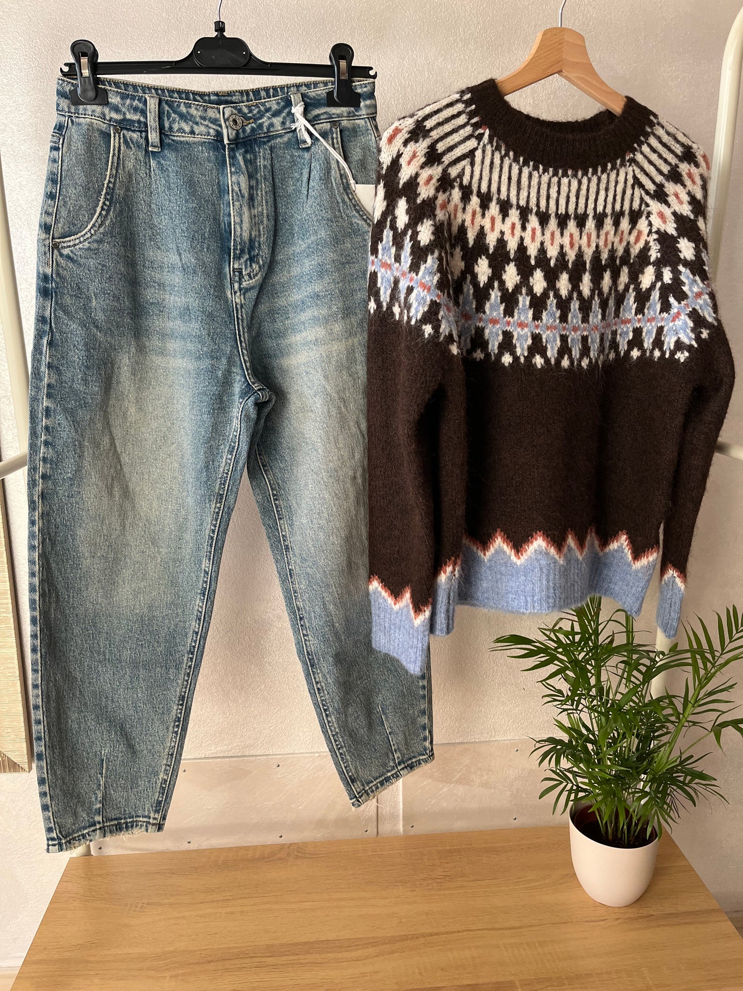 Maglione con disegni