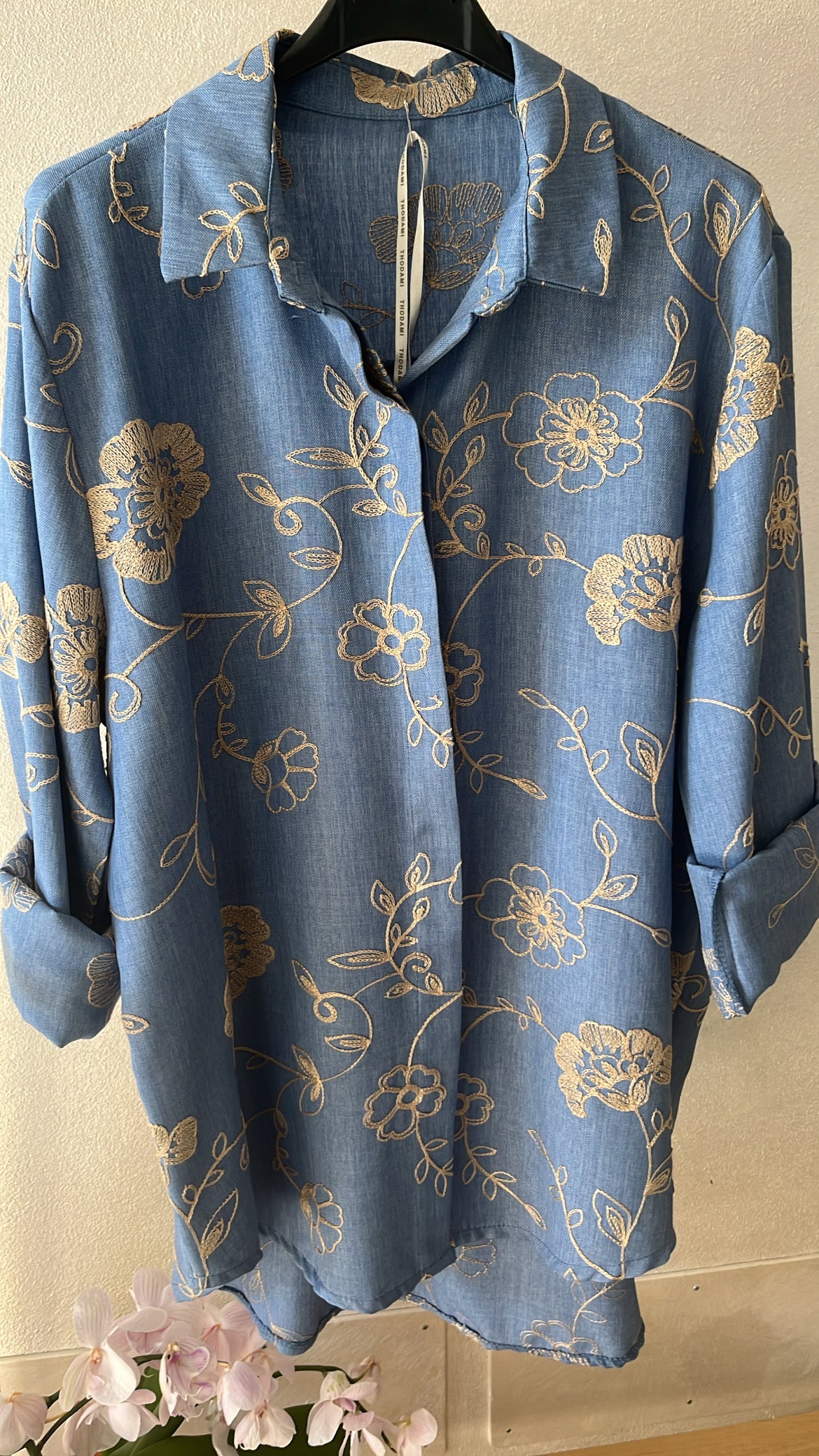Camicia ricami fiori