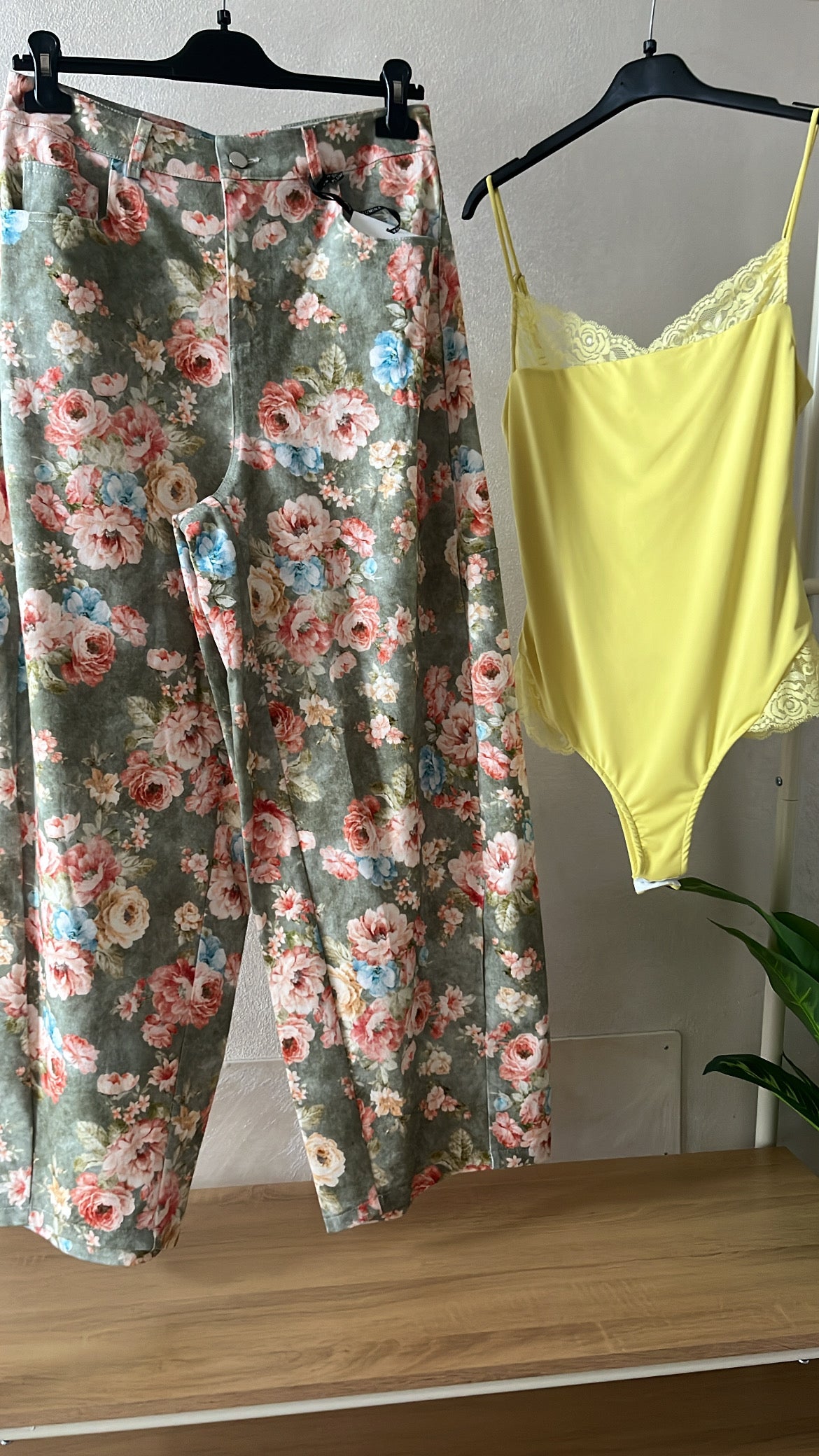 Body giallo Lumina